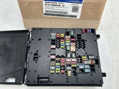 New 2018-2023 Ford Transit Connect Fuse Box Junction Block KT1Z-14A068-M