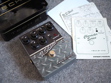 Tech 21 US Steel Mesa Boogie Rectifier Preamp w/ switchable Cab Sim Guitar Pedal