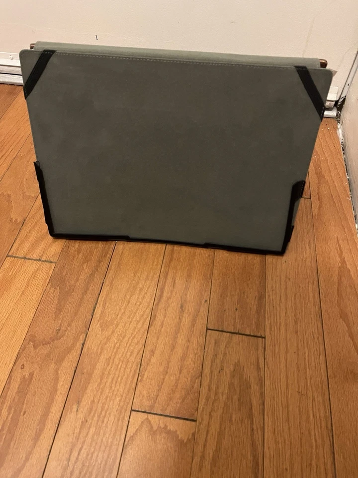 Funda protectora de cuero abatible con soporte para tableta Life Tree universal multicolor Foto 4 de 4