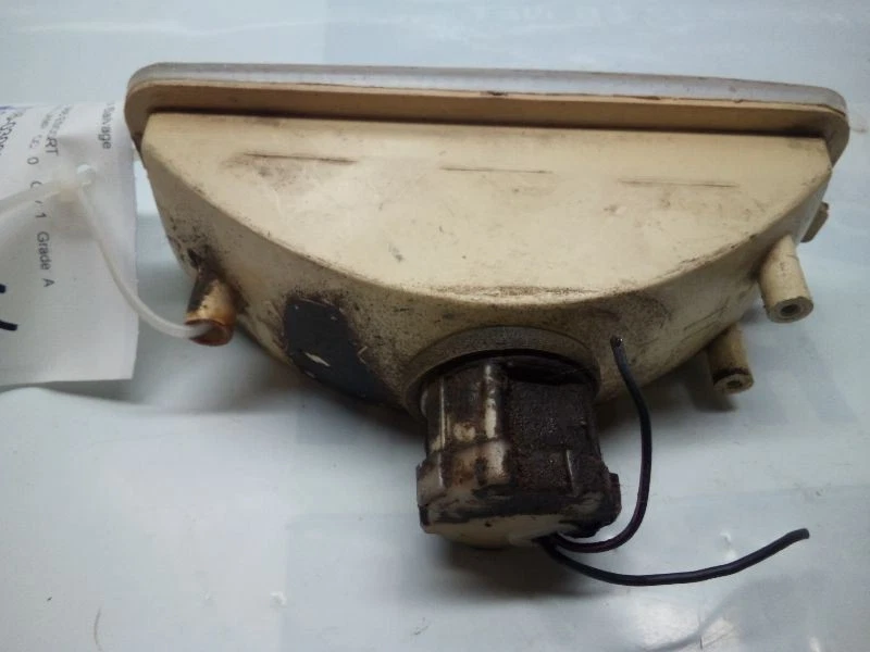 Corner/Park Light Fog-driving Fits 84-92 LINCOLN MARK SERIES 295416 - Image 3 of 4