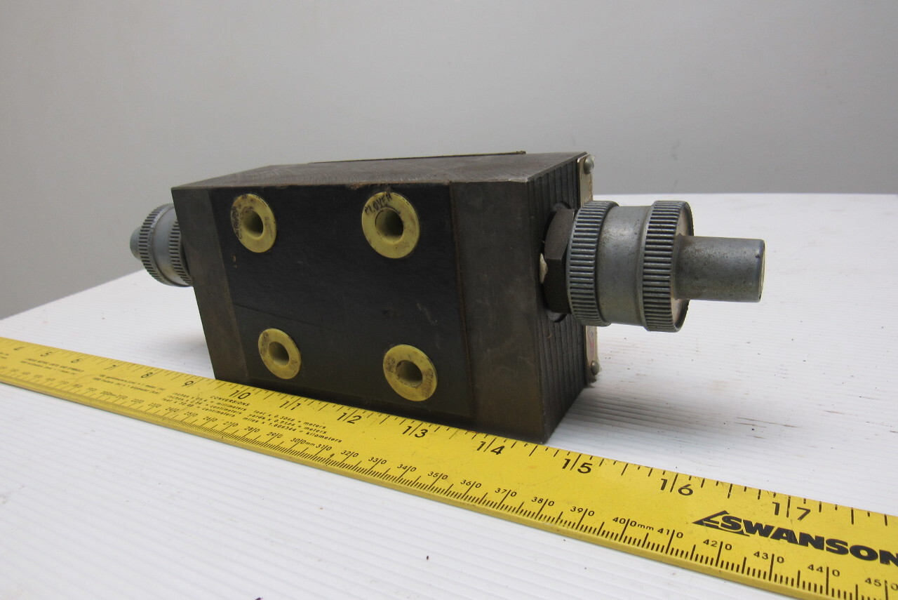 Double A NNYYC-01-10A1 Hydraulic Pressure Flow Control Stack Valve
