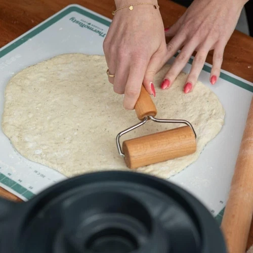 Teig Pizza Bäcker Roller Set für Zuhause Küche Backen Kochen (9,5 cm/3,74 Zoll) - Bild 3 von 6