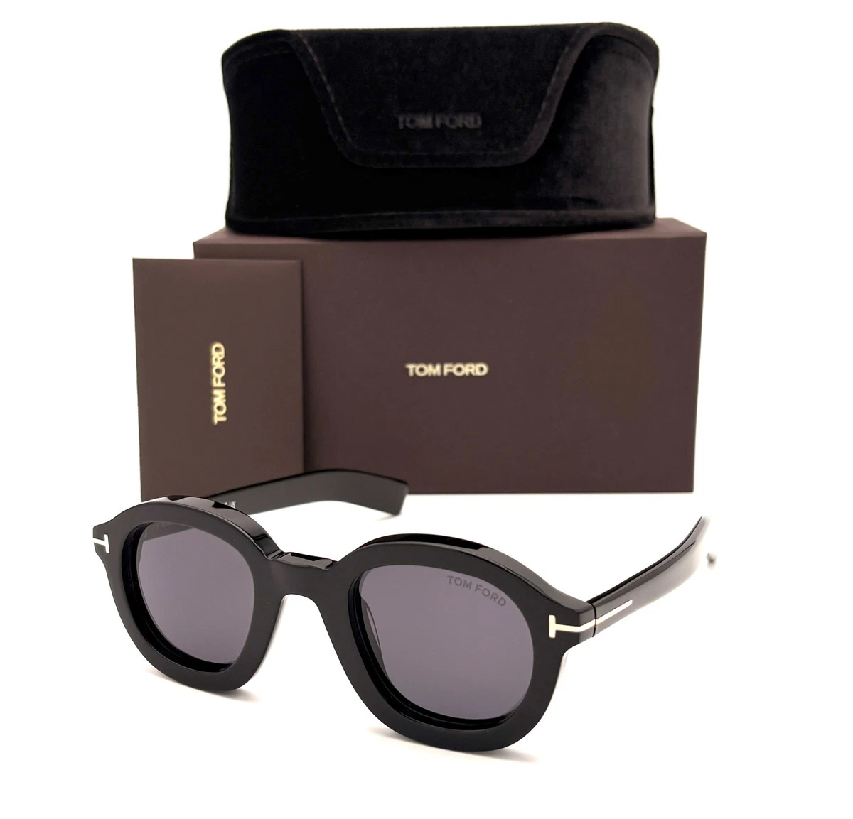 Tom Ford Polarized Black Round Sunglasses for Men for sale 