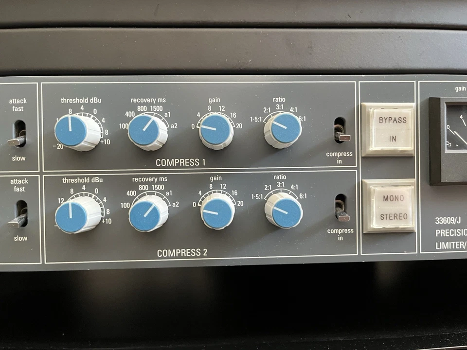 Neve 33609/J Stereo Limiter/Compressor - Please read description condition - Image 4 of 4