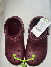 Crocs Marr n / Burgundy Fuzzy Lined Clogs W8M6 Brand New Never Worn