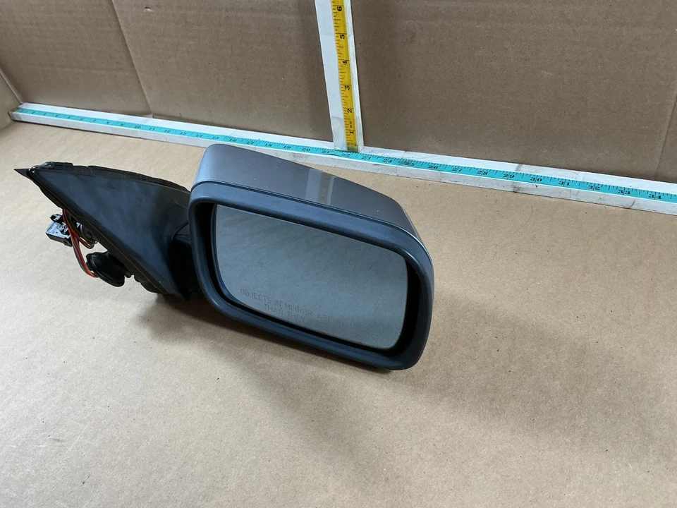 2001-2003 BMW 530i Right Side View Door Mirror 51168203738 OEM - Image 2 of 4