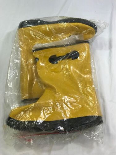 New Yellow Rubber Over the Shoe Slush Boots Size 16