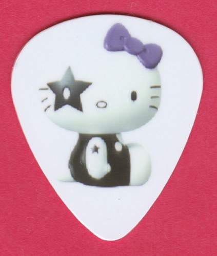 KISS SET MIT VIER HELLO KITTY GITARRENPICKS - Bild 5 von 6