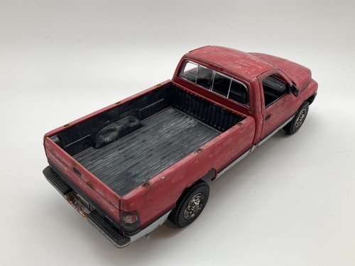 1/18 1995 Dodge Ram 2500 Diecast Model Custom Weathered Rusty Beater Truck - Picture 5 of 24
