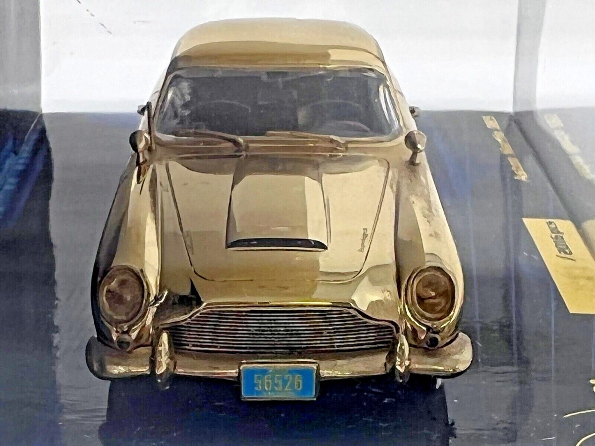 ミニチャンプス　ボンドコレクション　アストンマーティン　ゴールド 1/43 Minichamps 007 Bond Collection Aston Martin DB5 Gold