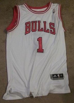 derrick rose white bulls jersey