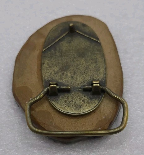 Vintage Wooden Lacquered "Wolf" Design Belt Buckle w/ Brass Hardware - 第 6/10 張圖片