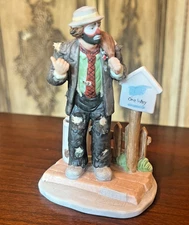 Emmett Kelly JR Weary Willie ON THE ROAD AGAIN Figurine 10025 w/ Box