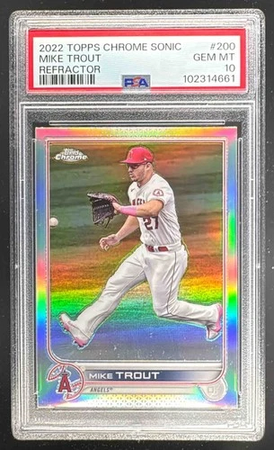 102314661 Mike Trout 2022 Topps Chrome Sonic #200 Refractor PSA 10