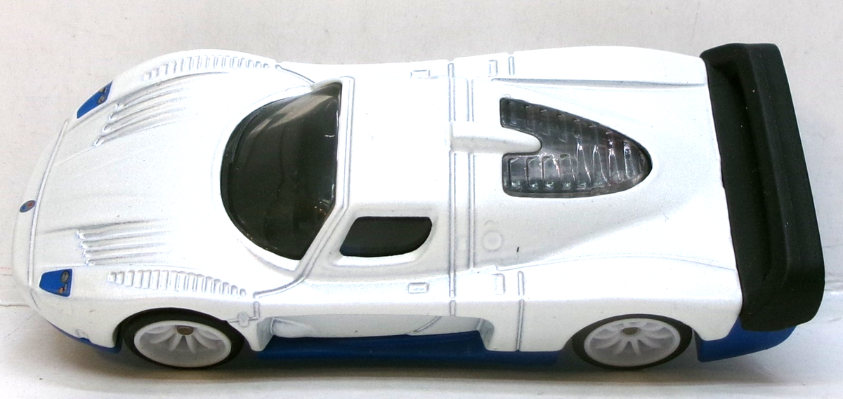 LOOSE 2025 MATCHBOX WHITE BLUE 2004 MASERATI MC12 WHEEL SWAP REAL