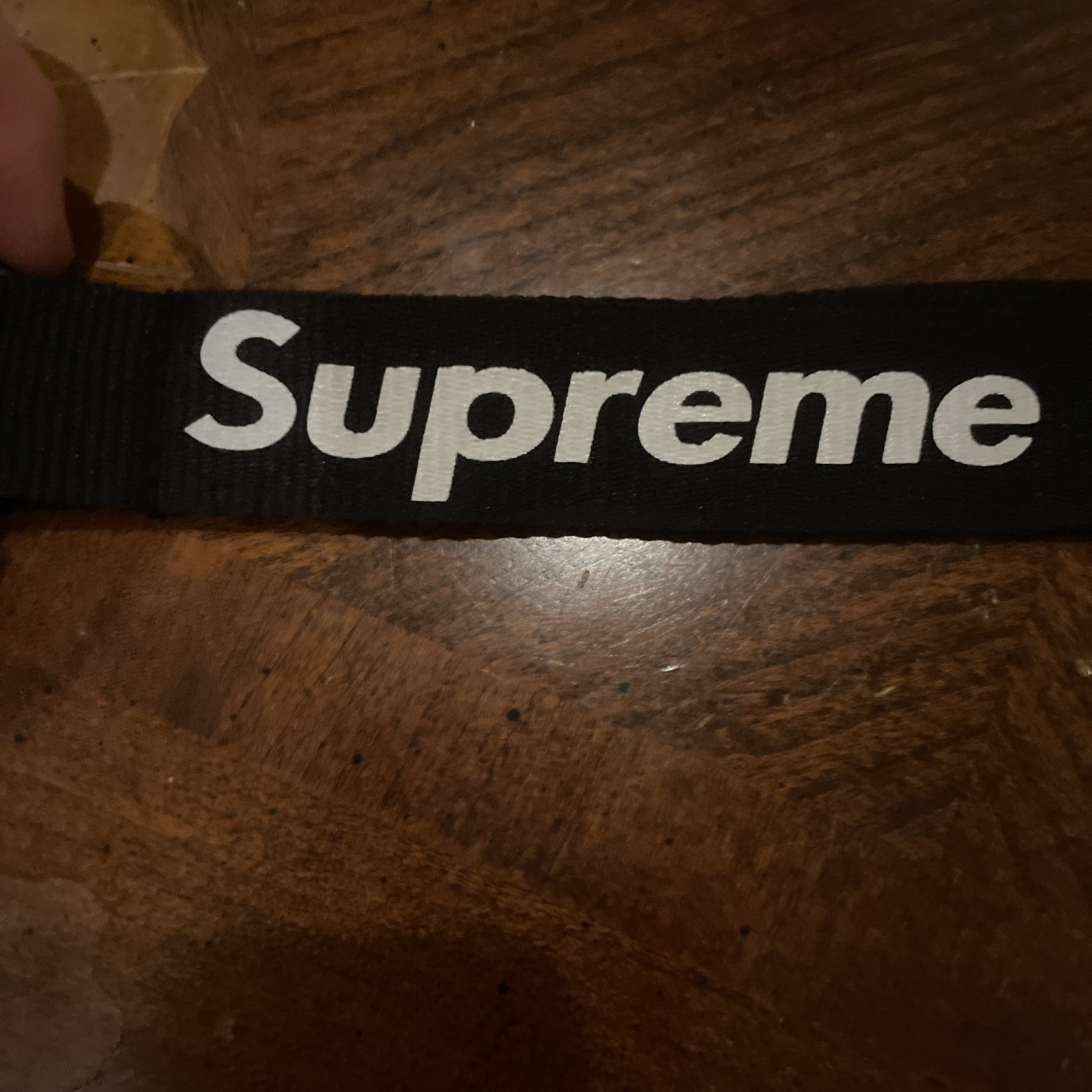 Supreme Black Solid Pattern Key Chain - image 2