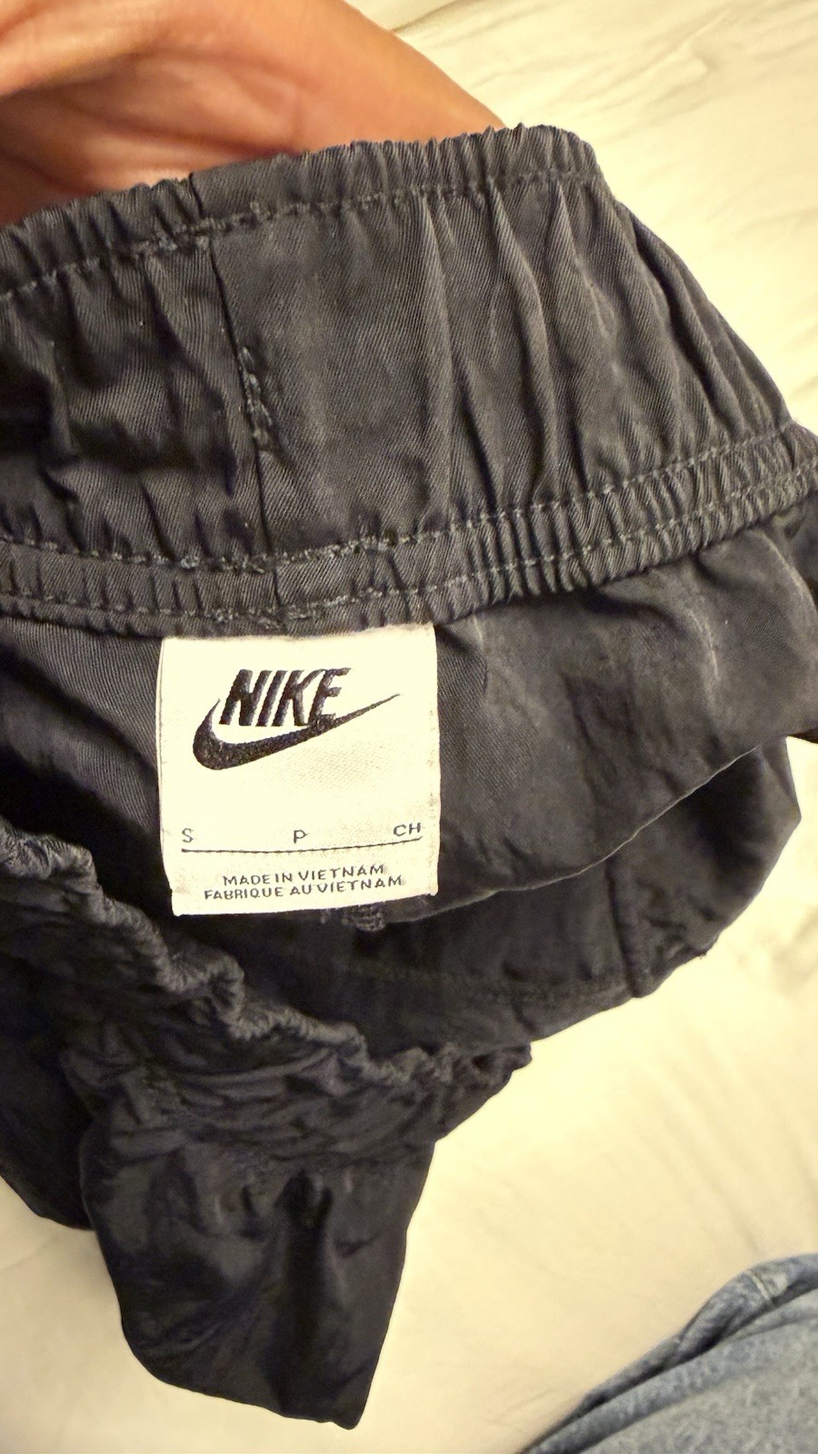 Nike Men's Black Woven Nylon Sweat Shorts S Drawstring Elastic Waist Pockets 3