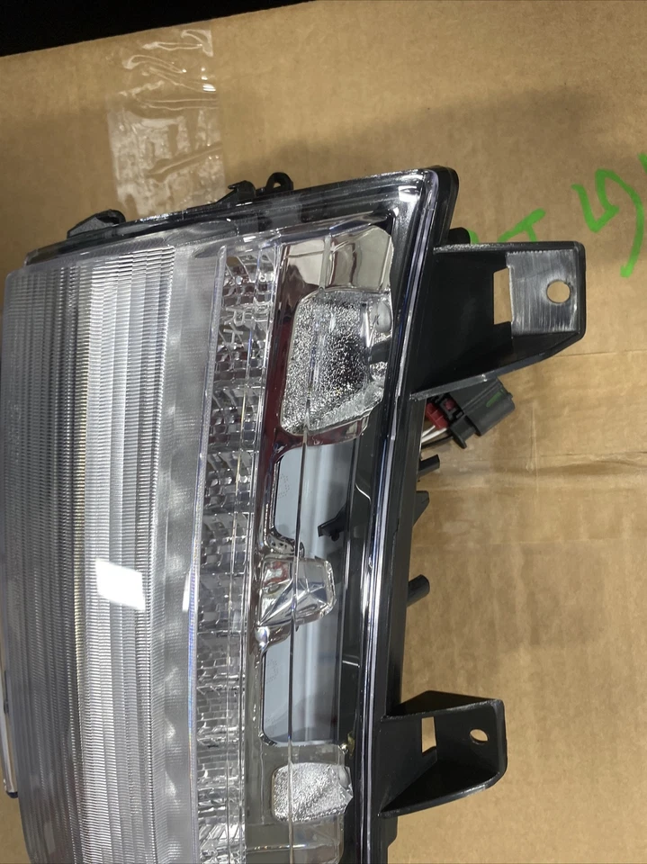 For Jeep Wrangler 2018-2023 Turn Signal/Parking Light Passenger RT | LED CAPA - Image 3 of 4