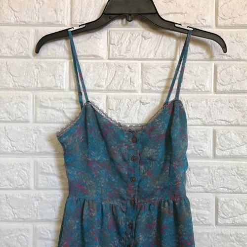 Kirra summer mini dress with lace trim - Picture 4 of 8