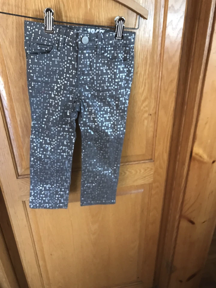 Jeans para niños, plateados talla 2, negros talla 5, azules talla 5, negros talla 4, azules 6-9mos, azules 12-18mos etiqueta nueva Foto 3 de 4