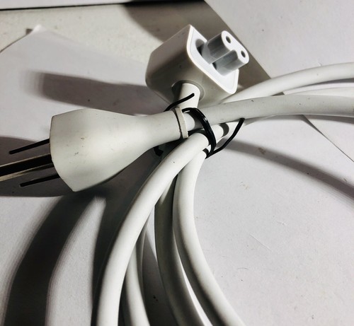 Cavo alimentazione Apple MacBook 6'ft. Lungo 10 Ampere 125v (01622-0380) Bianco - Foto 4 di 4
