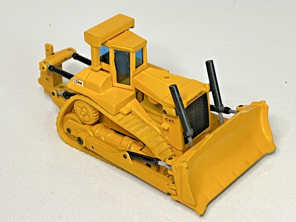 Joal Escala 1:70 Nº Bulldozer Caterpillar D10 220 con desgarrador Foto 4 de 4
