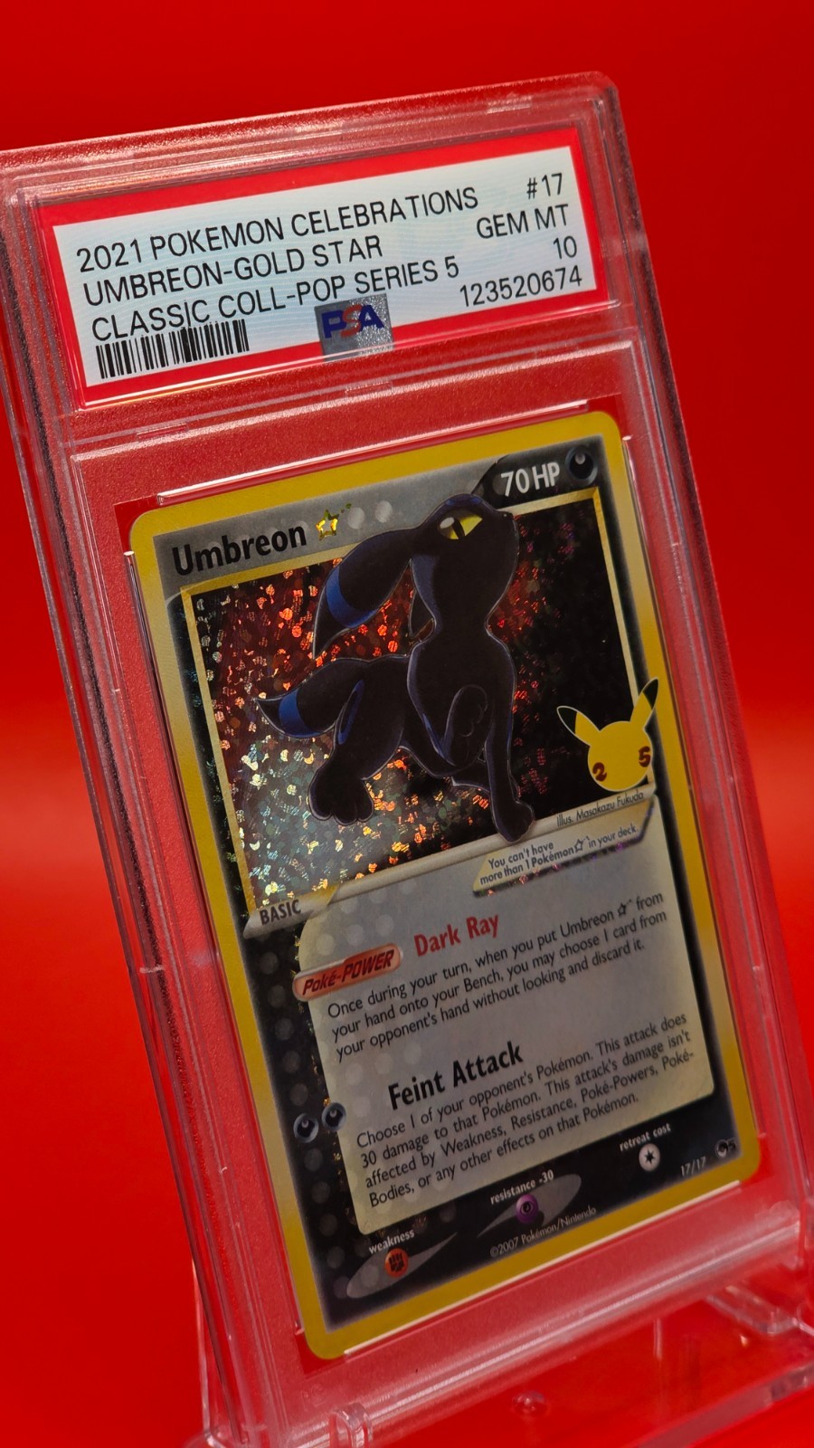 Umbreon ⭐ GOLD STAR PSA 10 2021 Celebrations 17/17 Pokemon 25th Anniversary view 3