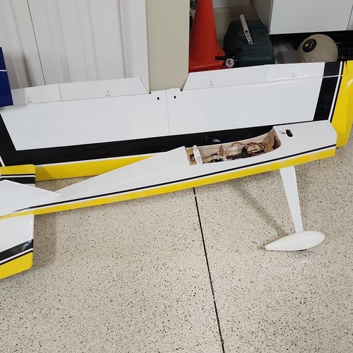 Hangar 9 Ultra Stick PNP Electric Aerobatic & 3D ARR Wood Airplane Wht/Yel/Blk