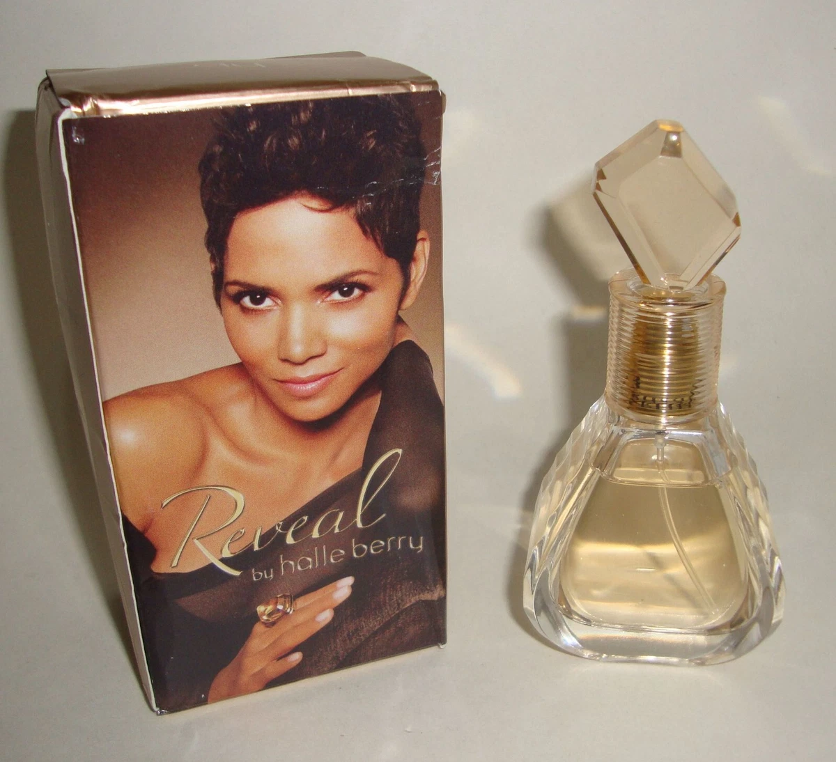 Reveal perfume online