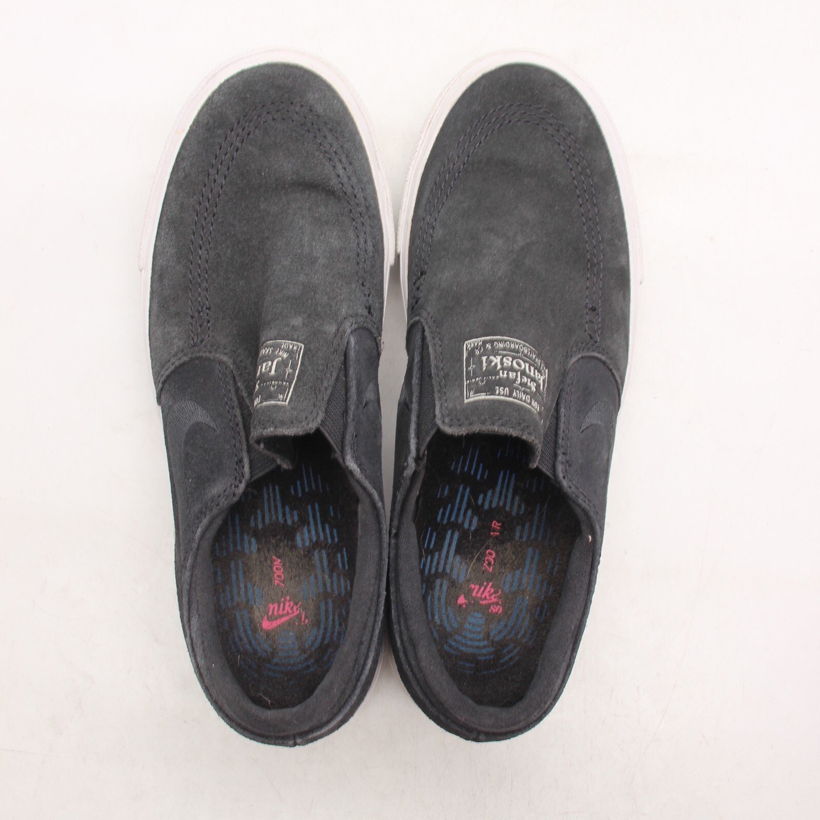 Nike SB Zoom Janoski Slip On Skate Men 5 Women 6.5 AT8899-006 Off Noir Vast Grey