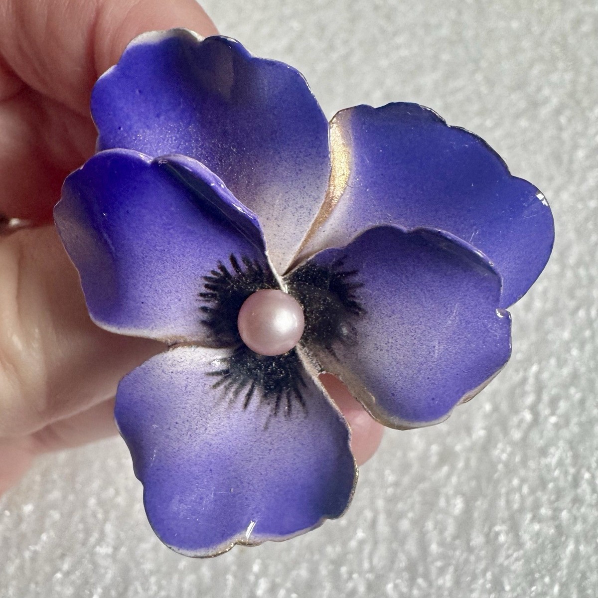 Vintage Blue Purple Enamel Pansy Flower Brooch Pin View 3