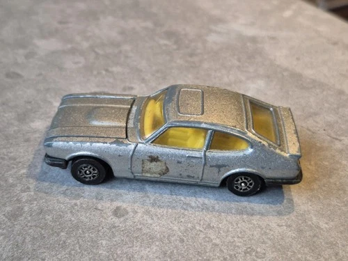VINTAGE DIECAST - FORD CAPRI  3.O S - MADE BY CORGI