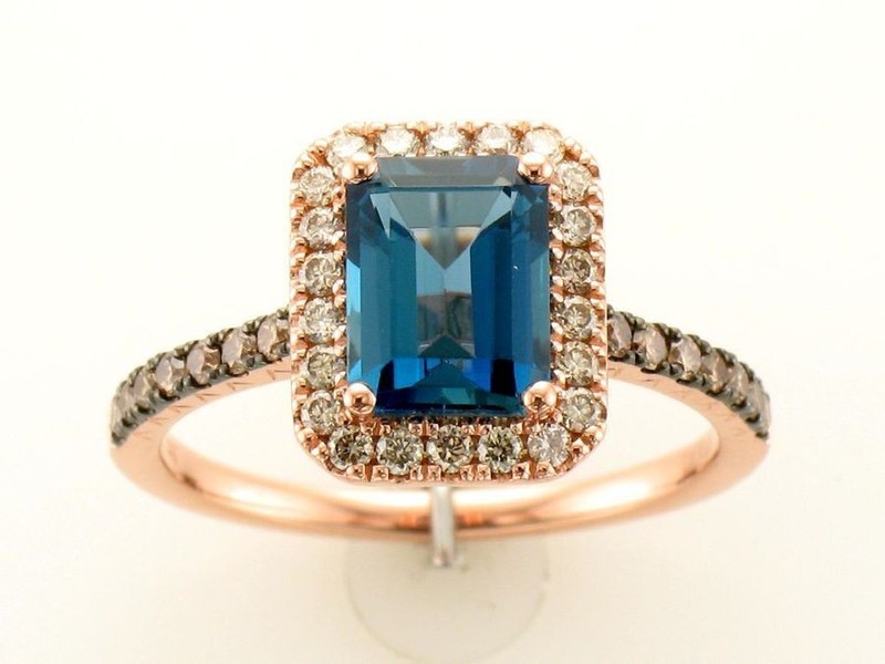 Le Vian 14K Rose Gold Cocktail Ring for Her 2.034 cts Blue Topaz Diamond Size 11