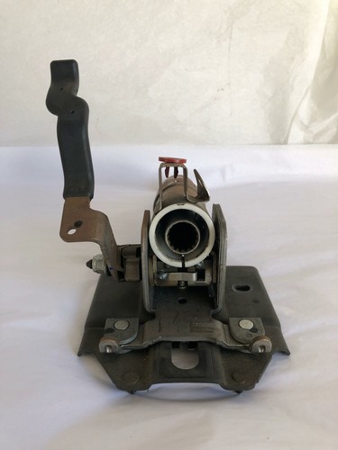 2011 - 2013 FORD FIESTA Steering Column Floor Shifter G - Picture 3 of 11