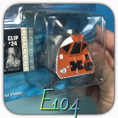 10685 Lost in Space johnny lightning classic series metal and plastic space pod - Foto 2 di 3