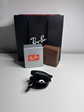 Ray-Ban Wayfarer Folding Classic Occhiali da Sole Unisex - Nero (RB4105 601...