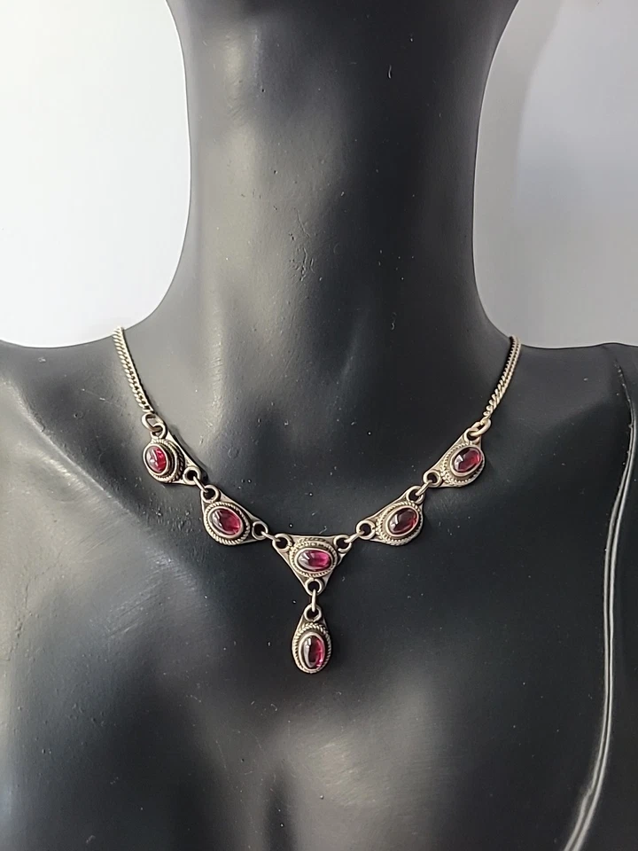 Collar vintage de plata de ley 925 con cabujón y piedra roja joyería artesanal Foto 2 de 4