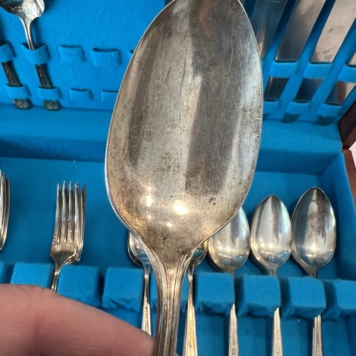 Lot of 39 - 6 Serving Oneida Community Tudor Plate Silverware Flatware With Box - Picture 8 of 20