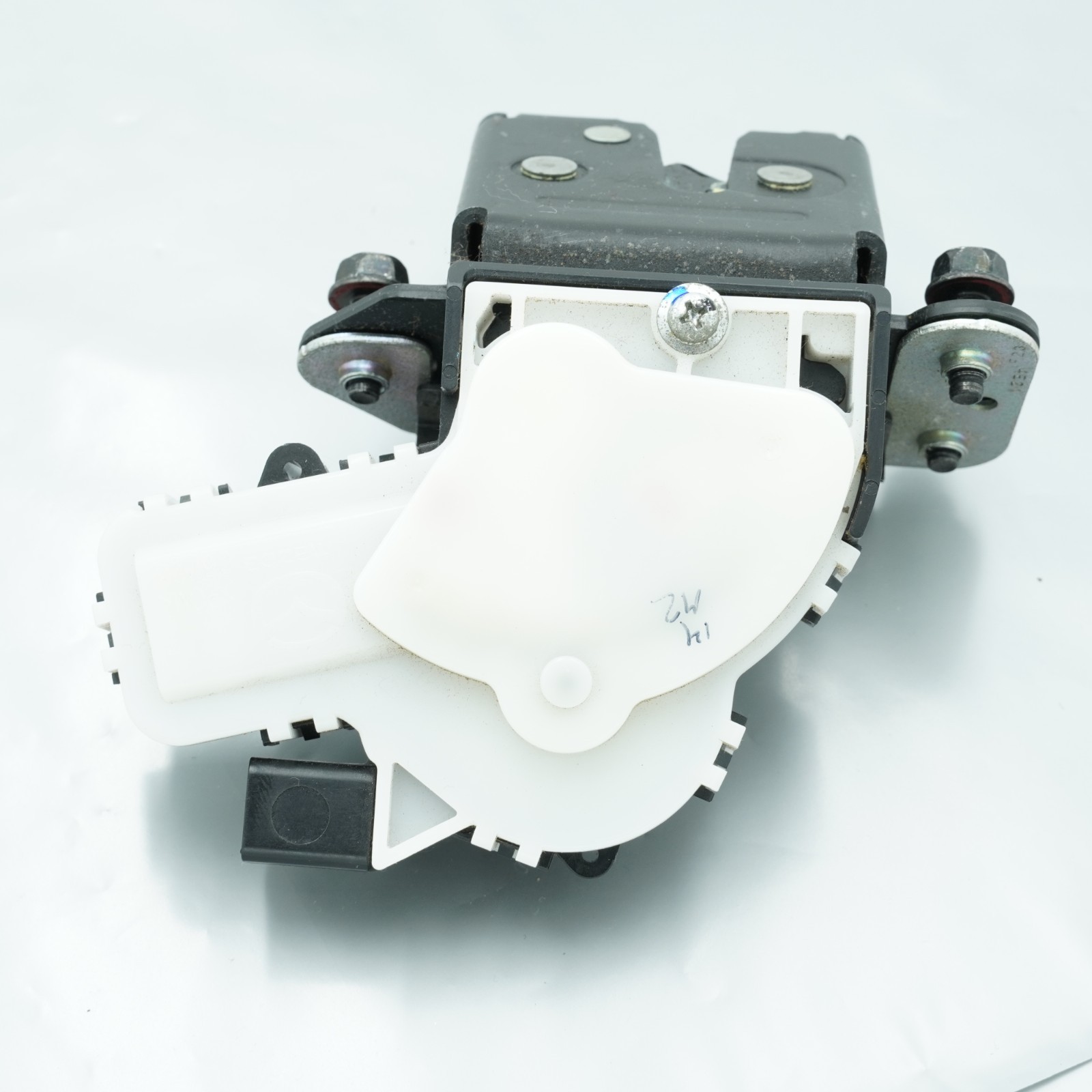 2011 - 2014 Mazda 2 Hatchback OEM Trunk Latch Rear Liftgate Lock ...