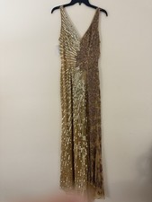 NWOT $598 Mac Duggal [ 6 ] 5473 V Neck Beaded Floral Sleeveless Gown Gold