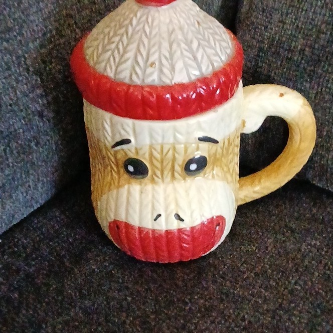 Vintage 1970s Monkey Face Ceramic Mug w/ Lid, Japan No. 3206, 8 fl oz