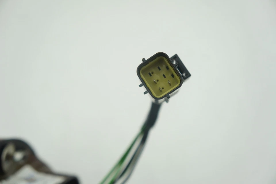 Rear Outer Tail Light Lamp Signal C120M0034F OEM Lotus Elise Exige Series 2 2005 - Image 4 of 4