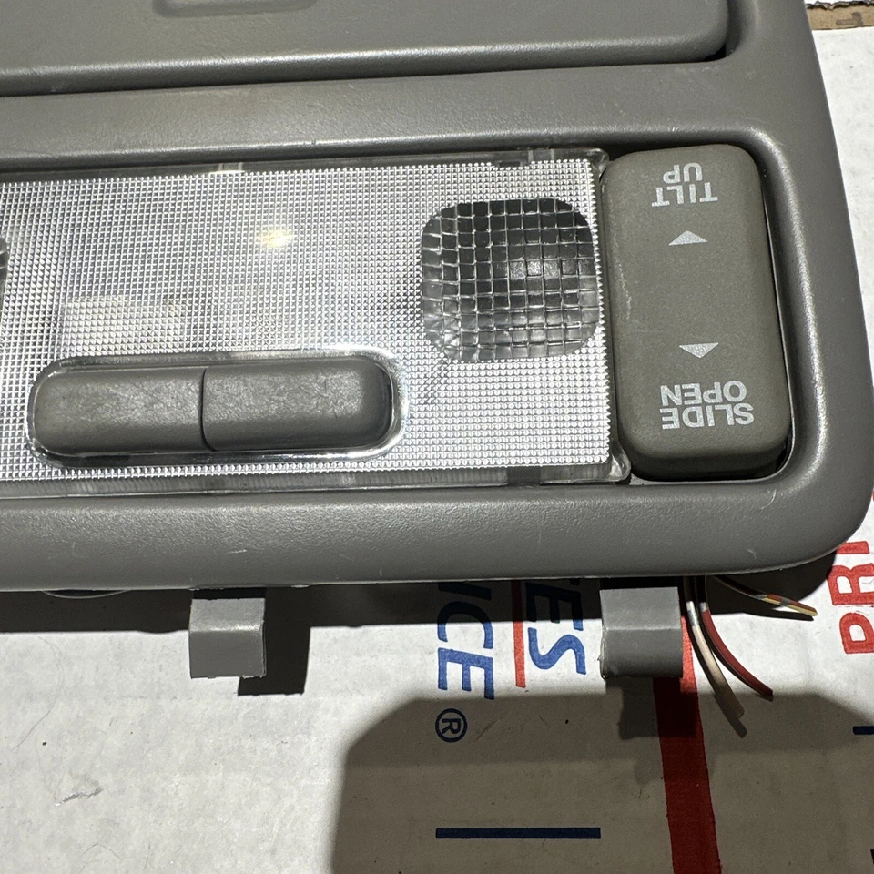 2000-2004 Toyota Avalon Genuine OE Gray Overhead Console Dome Light Assembly - Image 2 of 4