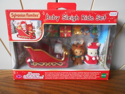 BABYSCHLITTENFAHRT beflockte Tierfiguren SYLVANISCHE FAMILIEN Epoche WEIHNACHTEN