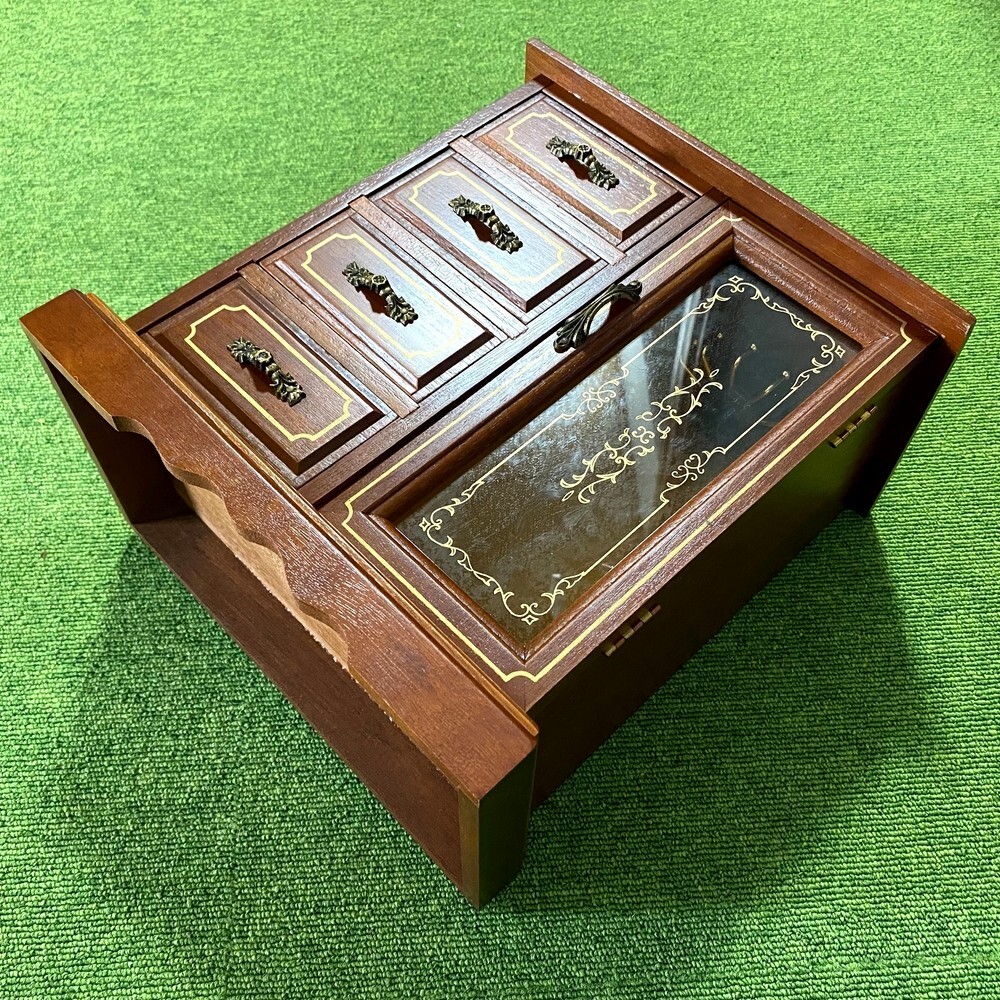 Picture 1 of 10