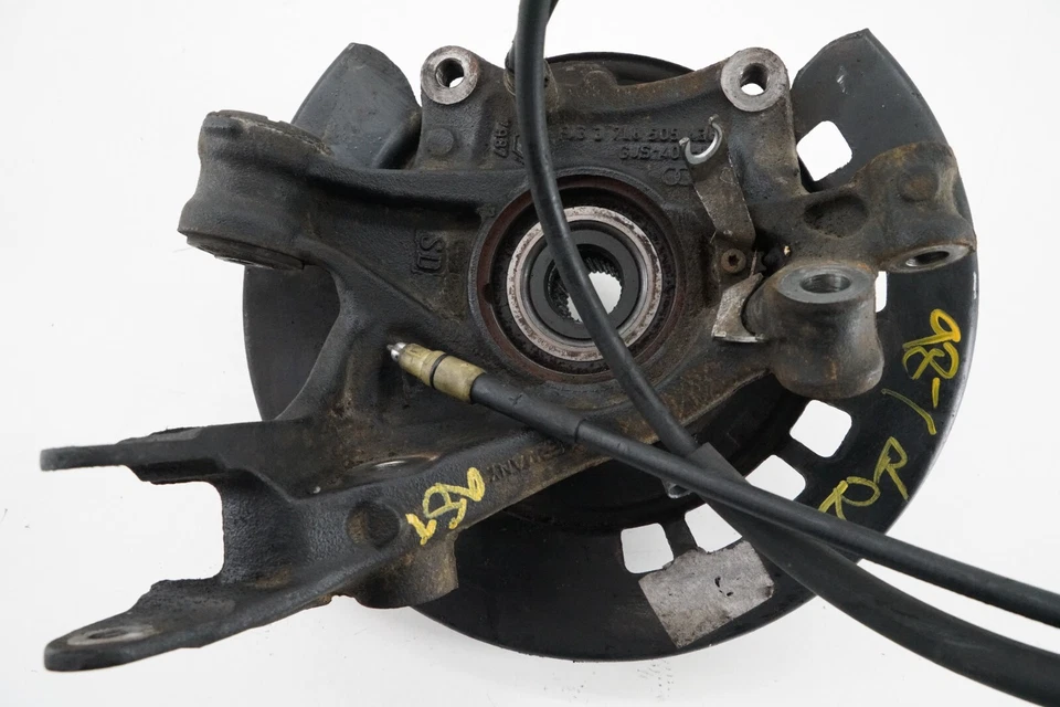 Audi Q7 2007-2015 eje trasero derecho pasajero nudillo cubo rueda 7L8505436 Foto 3 de 4