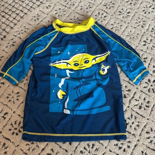 Disney Store Star Wars: The Mandalorian Swim Trunks and Rashguard Boys Sz 5/6 - Picture 4 of 8