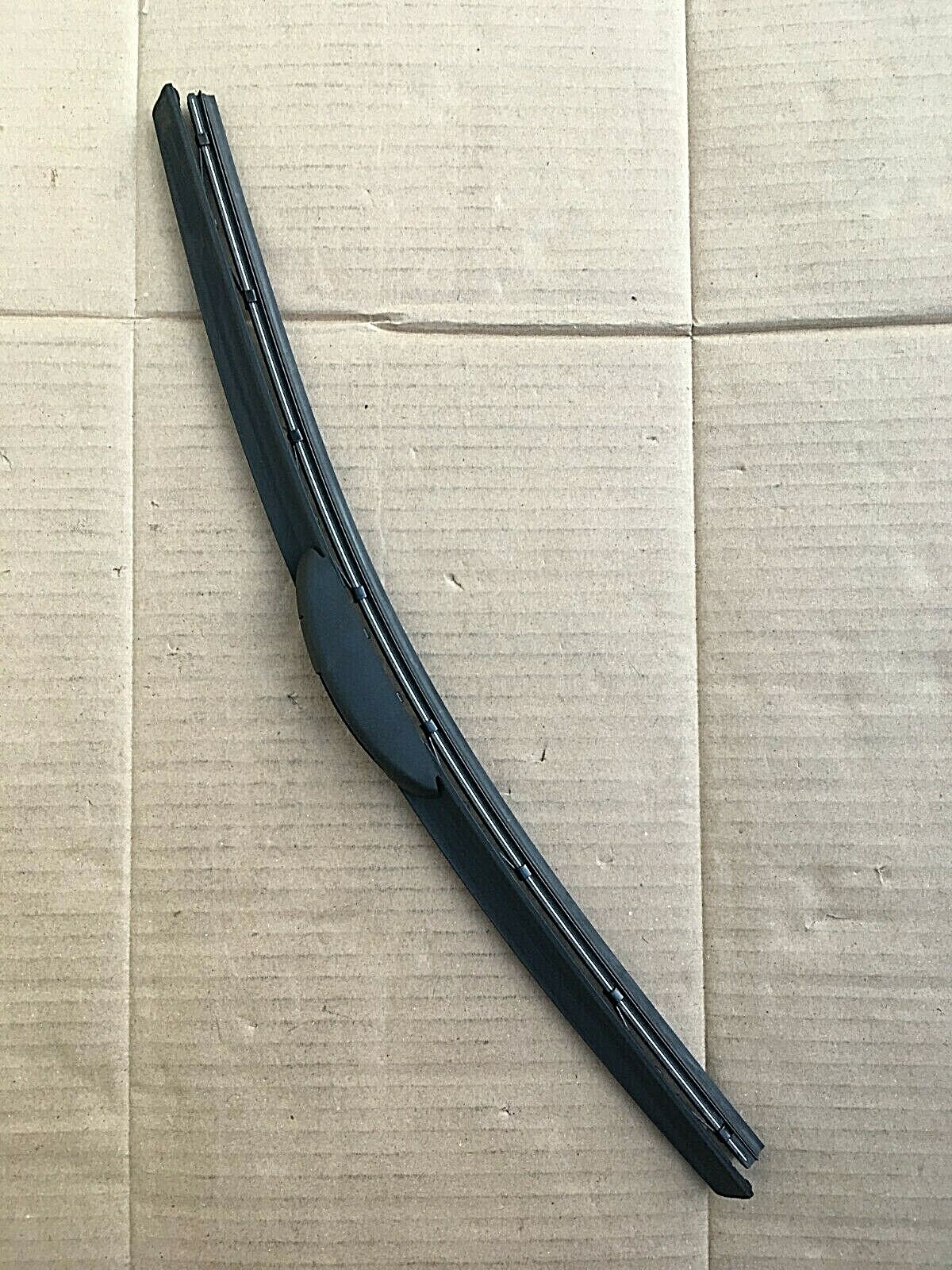 Hyundai i30 Front Wiper Blade 983602L930 **Genuine New Hyundai Part