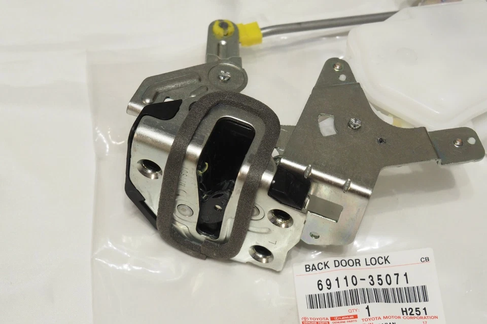 Actuador de bloqueo de puerta trasera para maletero Toyota FJ Cruiser 07-14 genuino 69110-35071 Foto 4 de 4