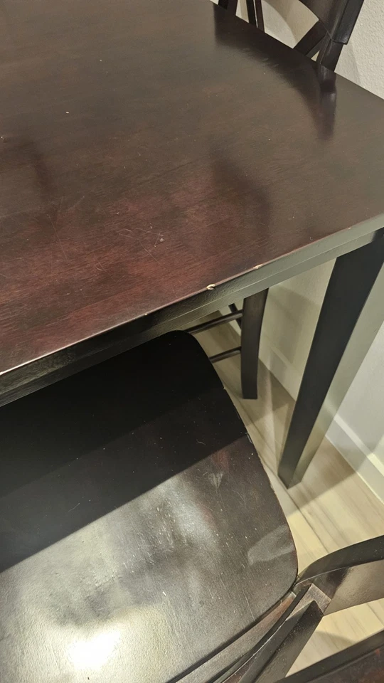 MUST SELL BY NOV 16TH! Preowned Dark Brown Dining Room/Kitchen Table w/4 Chairs. - Image 3 of 3